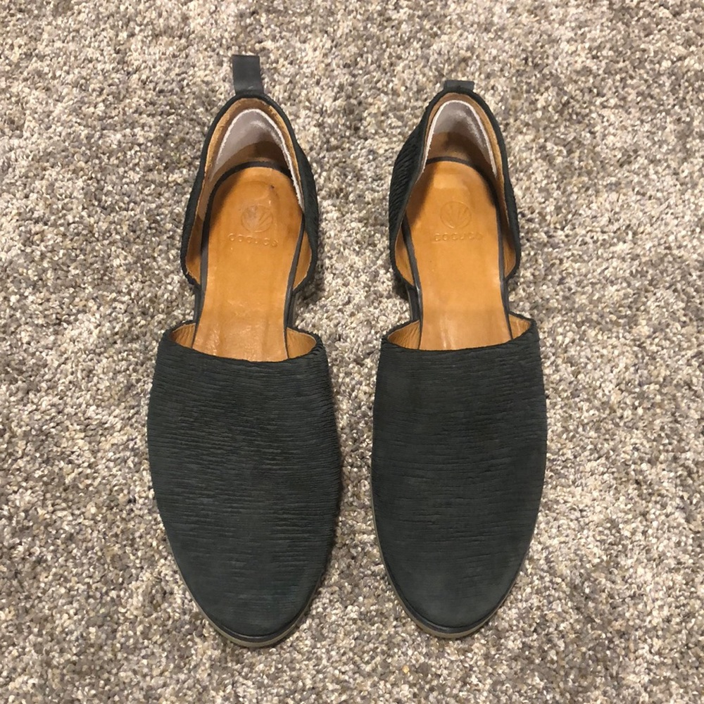 Coclico Women’s Flats Size 39